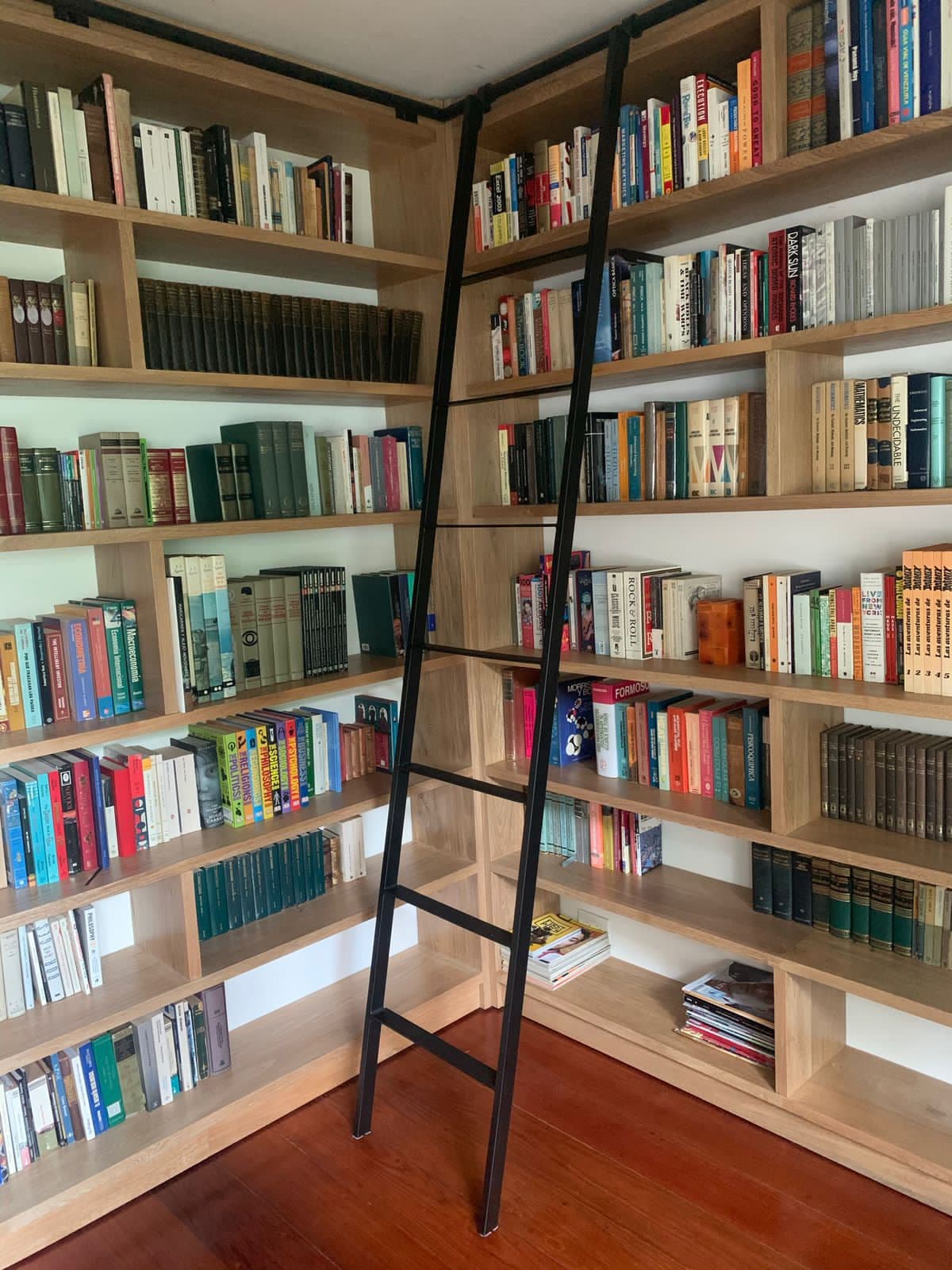 Biblioteca — Bibliotecas